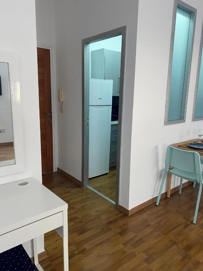 Lovely Studio Apartment In Pafos Exterior photo